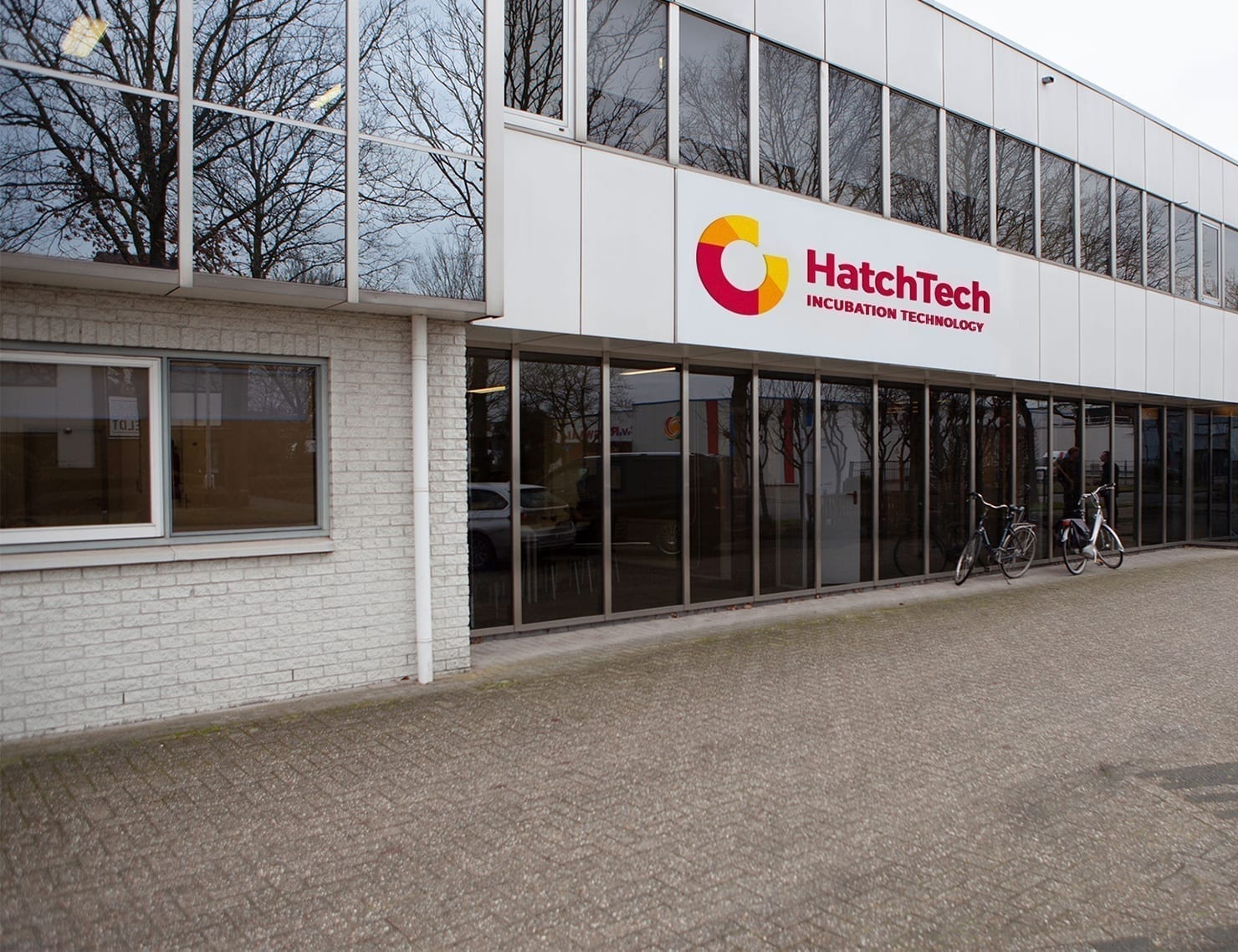 how-to-contact-hatchtech-hatchtraveller